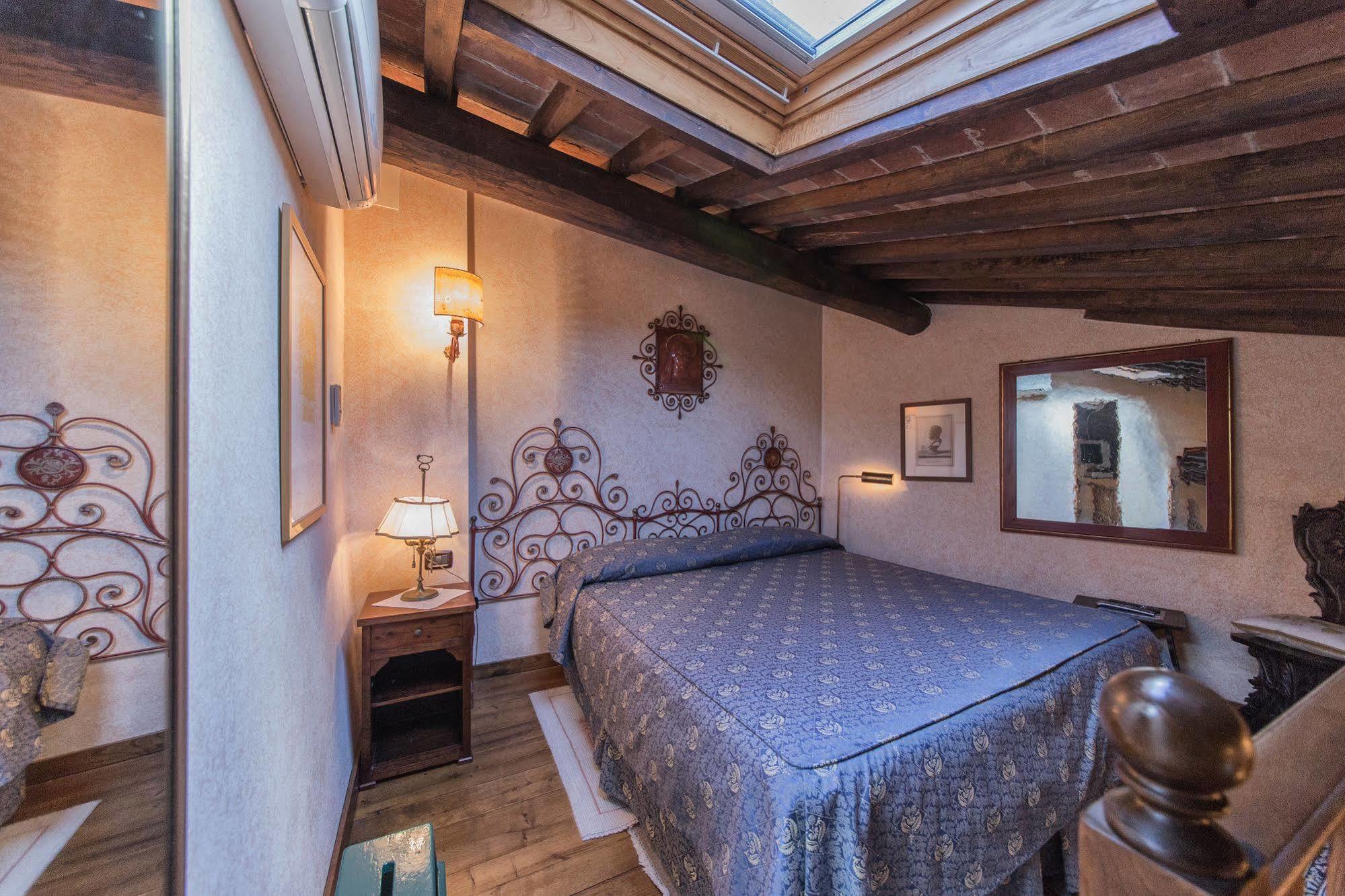 Castelletto Di Montebenichi Aparthotel Monte Benichi Kültér fotó