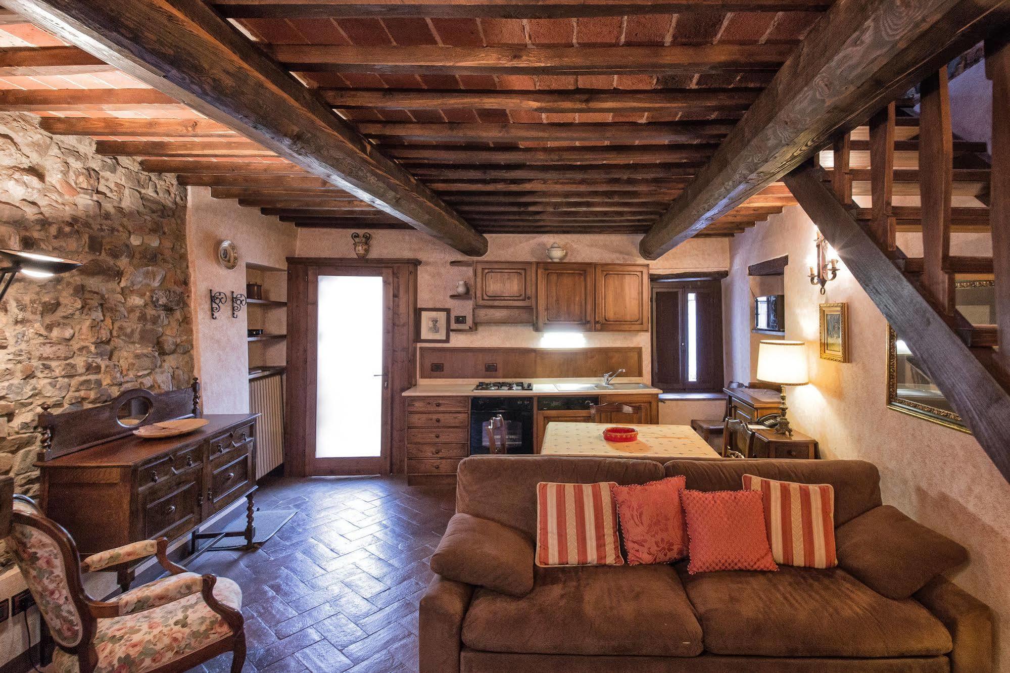 Castelletto Di Montebenichi Aparthotel Monte Benichi Kültér fotó